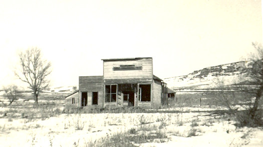 Post Office and Kretschmar store