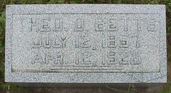 Grave photo