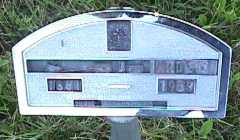Grave photo