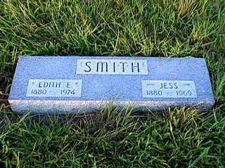 Grave photo