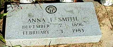 Grave photo